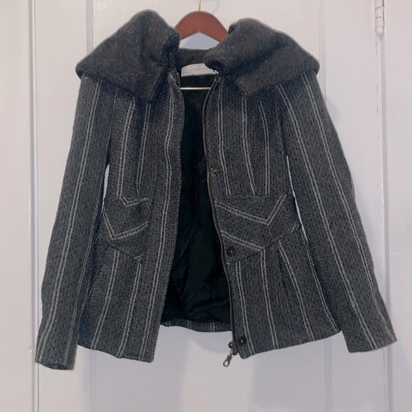 Zara Fitted Full Zip Outerwear Gray Wool Blend Wrap Collar Hood Coat Size Medium - Picture 3 of 9
